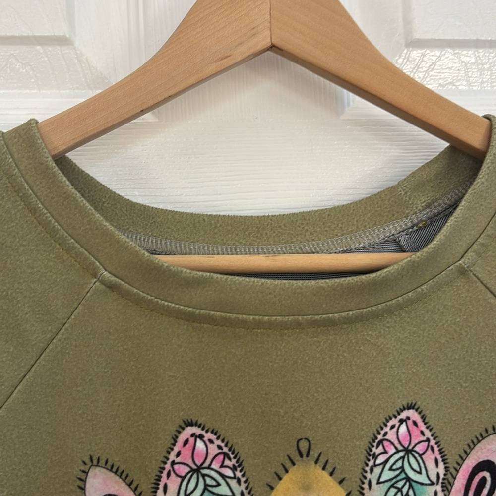 Colorful Bohemian Patterned Women's Top with animal print - size 2XL - Picture 4 of 7